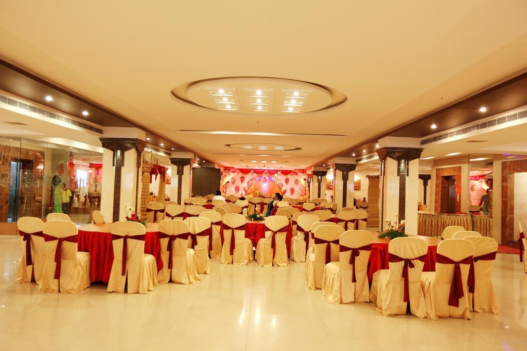 Hotel Swagath Grand Nagole Haiderabad Buitenkant foto