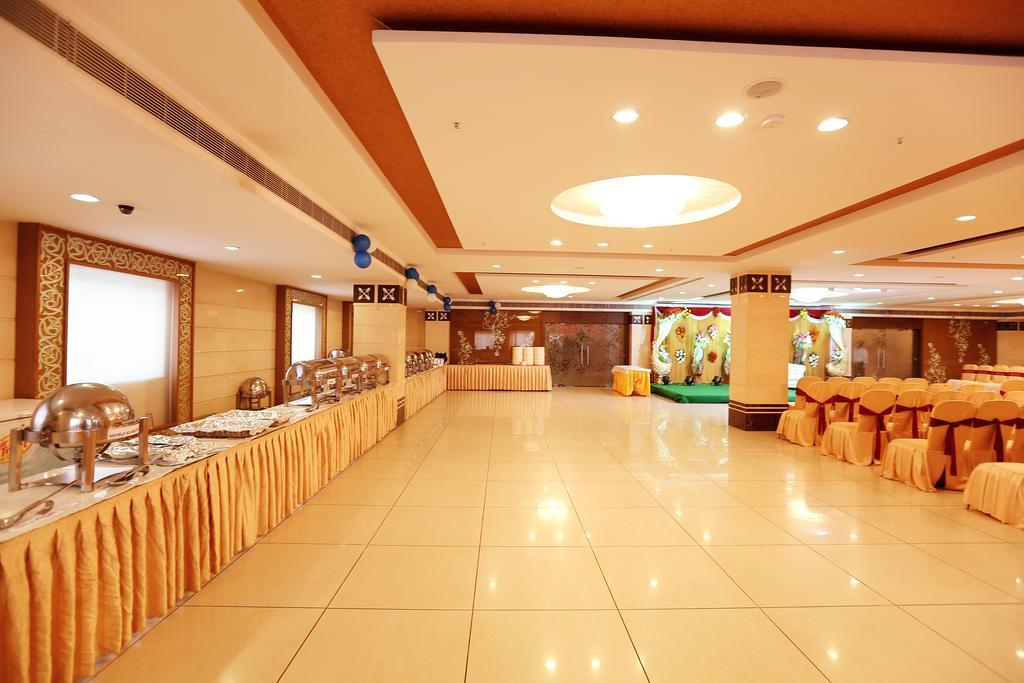 Hotel Swagath Grand Nagole Haiderabad Buitenkant foto