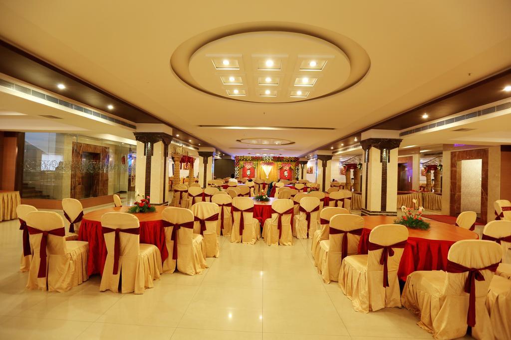 Hotel Swagath Grand Nagole Haiderabad Buitenkant foto