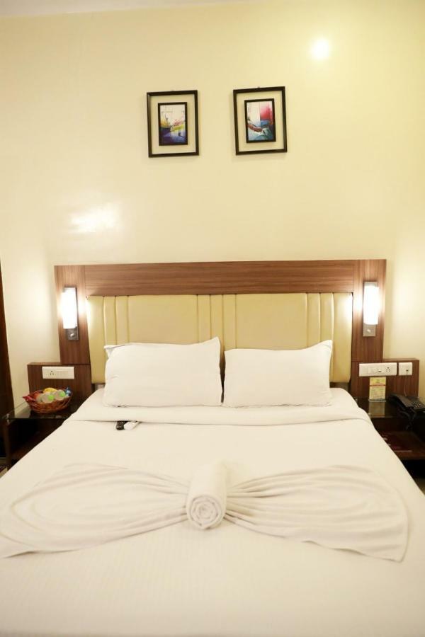 Hotel Swagath Grand Nagole Haiderabad Buitenkant foto